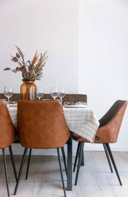 Appartement Hugo By The Harbor, Light-filled And Centrally Located - Free Parking *